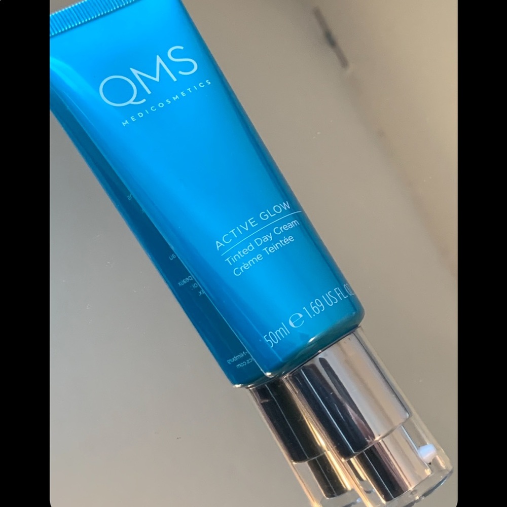 active glow tinted day cream (QMS Medicometics)